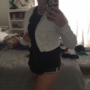 White cropped sweatshirt